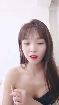 核弹！校花被干了~20小时~【杨洋小妹妹】无套啪啪~吞精~ 截图4