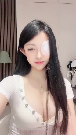 骚逼主播【鹅妹妹】仙女颜值,裸舞很专业,奶大逼粉,掰逼诱惑,道具自慰,裸舞诱惑,包射 截图3