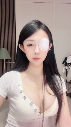 骚逼主播【鹅妹妹】仙女颜值,裸舞很专业,奶大逼粉,掰逼诱惑,道具自慰,裸舞诱惑,包射 截图7