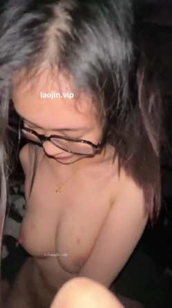 杭州约炮大神，【阿曼达】，付费VIP，多位绝品女神泄密福利，空姐，模特，白领，学生妹，一网打尽牛逼了！ 截图4