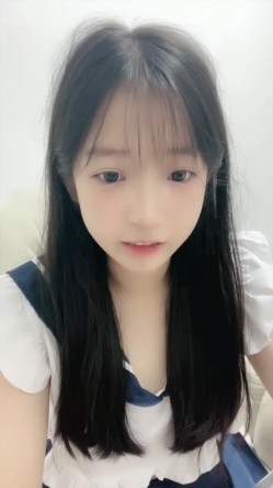 清纯漂亮邻家小妹，初恋的感觉【呆呆小猫】下海福利，扣穴自慰敏感型，很有撸点 截图9