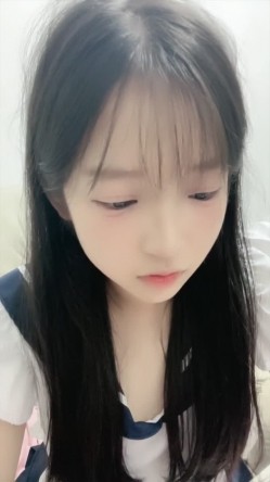 清纯漂亮邻家小妹，初恋的感觉【呆呆小猫】下海福利，扣穴自慰敏感型，很有撸点 截图16