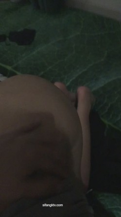 最新流出 重磅外泄 南京新婚蜜桃臀母狗带男人回家偷情 极品身材各种操 对话超刺激 女的高潮七八次 高清720P版 截图9