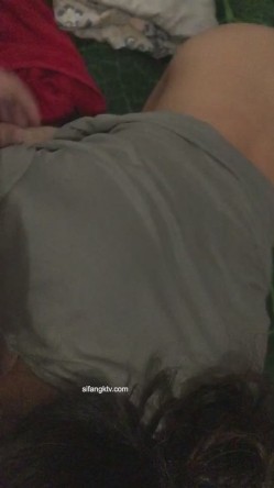 最新流出 重磅外泄 南京新婚蜜桃臀母狗带男人回家偷情 极品身材各种操 对话超刺激 女的高潮七八次 高清720P版 截图13