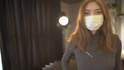 【ISS尤好物摄影】诗薇 极品丝足美腿 露逼 真空丝袜露毛 截图1