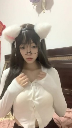 【女高童颜巨乳】应求更新 大奶校花 跳蛋 滴蜡 密码房! 挑战感官刺激 截图10