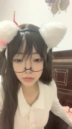 【女高童颜巨乳】应求更新 大奶校花 跳蛋 滴蜡 密码房! 挑战感官刺激 截图15