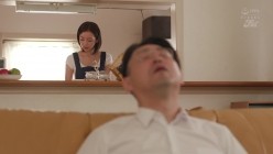 NIMA-026 実写版！母さんじゃなきゃダメなんだっ！！1＆2 シリーズ累計22万DL超え！衝撃の「母子相姦」決定版！ 美咲かんな 截图16