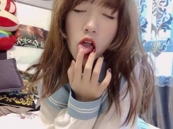 极品清纯反差学生妹-怪兽plus-青春活力JK制服美少女私人定制 截图4