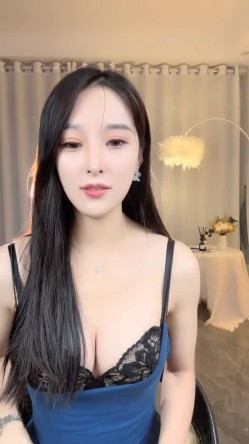 露脸女神！明星气质颜值的温柔女神【上帝是个女孩】土豪高价定制~情趣装道具紫薇猛插粉B好激动 截图1