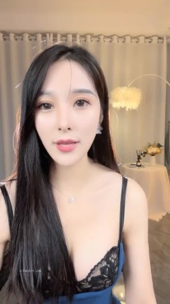 露脸女神！明星气质颜值的温柔女神【上帝是个女孩】土豪高价定制~情趣装道具紫薇猛插粉B好激动 截图6
