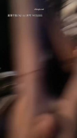 牛仔风骚高颜值美女户外车震肏淫穴，还没到野外内裤就淫湿了2！ 截图10