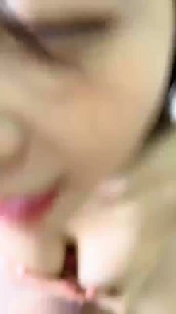 新人巨乳下海被干，【大白熊】，无套口爆吞精内射~相当哇塞，这奶子直接亮瞎双眼，纯天然无滤镜，真实 截图14