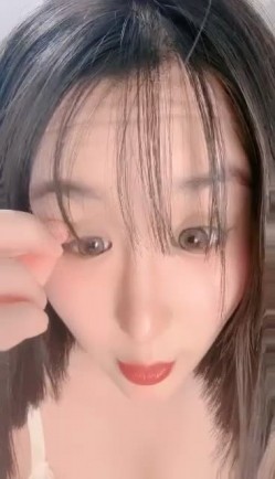 应求更新！清纯女神~【绿豆果果】道具狂插~骚到爆炸~每一分都恰到好处，身材真美 截图4