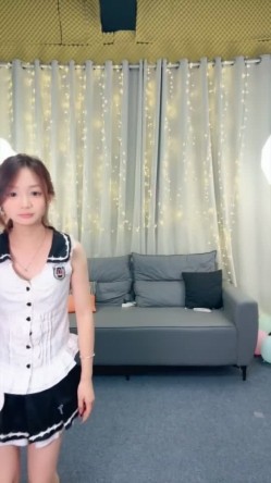 综艺【M8女团】色情版快乐大本营 电奶子，电臀，指压板跳绳，拔B毛 截图5