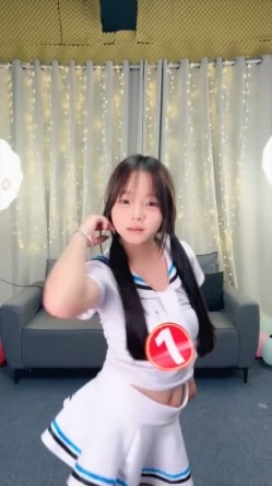 综艺【M8女团】色情版快乐大本营 电奶子，电臀，指压板跳绳，拔B毛 截图7