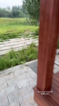 推特绿帽NTR夫妇刷锅第一人【娇妻日记】订阅私拍，户外露出、约单男、换妻4P 截图10