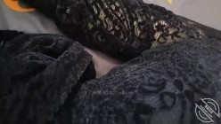 海角【我把骚邻居少妇骑】合集，邻居生病发热操她38度的热逼，被她老公发现了 截图15