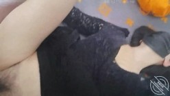 海角【我把骚邻居少妇骑】合集，邻居生病发热操她38度的热逼，被她老公发现了 截图16