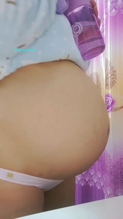 【孕妇福利】2位人妻孕妇做爱自慰49V+极品淫妻结婚怀孕淫 截图7