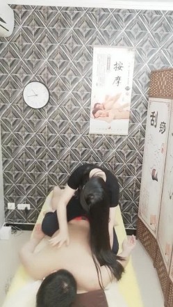 【权少很骚呐】，漂亮小少妇，一颦一笑风情无限，肤白貌美，这么骚勾引得大哥性趣盎然开干，激情刺激香艳 截图3