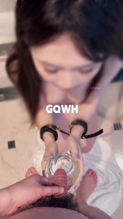 顶级老牌泡良大神「DR.CHEN」「GWQH」付费资源 专约女网黄包括阿朱，调教女大舔脚肛交毒龙喝尿三小时 截图2