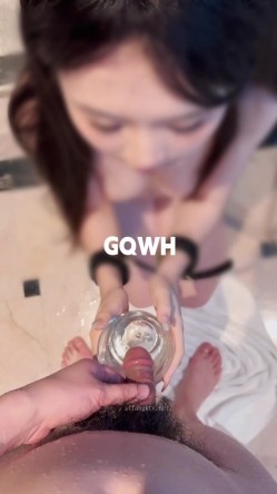顶级老牌泡良大神「DR.CHEN」「GWQH」付费资源 专约女网黄包括阿朱，调教女大舔脚肛交毒龙喝尿三小时 截图4