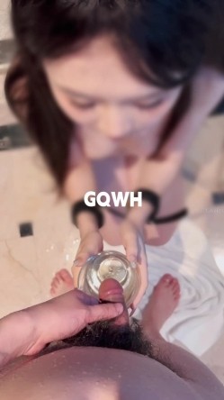 顶级老牌泡良大神「DR.CHEN」「GWQH」付费资源 专约女网黄包括阿朱，调教女大舔脚肛交毒龙喝尿三小时 截图5