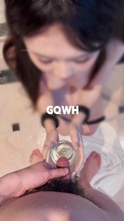 顶级老牌泡良大神「DR.CHEN」「GWQH」付费资源 专约女网黄包括阿朱，调教女大舔脚肛交毒龙喝尿三小时 截图6
