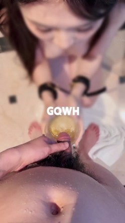 顶级老牌泡良大神「DR.CHEN」「GWQH」付费资源 专约女网黄包括阿朱，调教女大舔脚肛交毒龙喝尿三小时 截图13