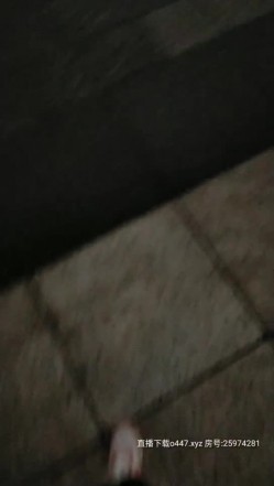 【大二学妹吞精内射】杭州大二学生妹街头搭讪，勾搭害羞小伙回家玩跳蛋，啪啪无套插入鲍鱼，淫荡娇娃身材不错 截图1