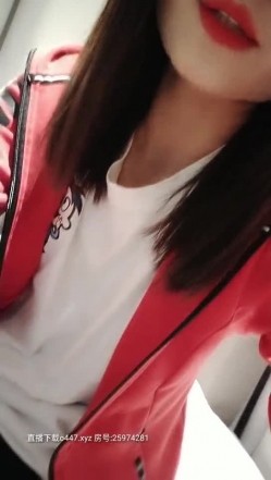 【大二学妹吞精内射】杭州大二学生妹街头搭讪，勾搭害羞小伙回家玩跳蛋，啪啪无套插入鲍鱼，淫荡娇娃身材不错 截图6