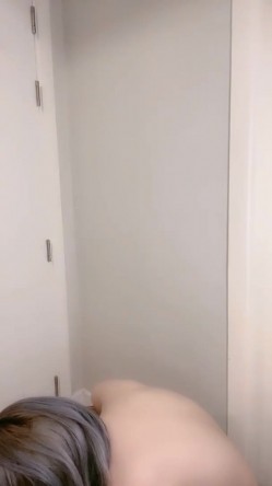 巨骚改装车！顶级颜值爆乳女神【蜜秘密】连体情趣黑丝激情性爱口爆吞精 颜值演技直播效果都超棒 截图2