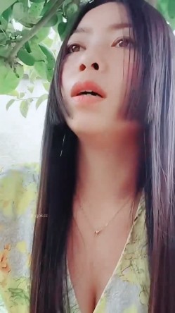 【农村骚娘们儿】贵在真实农村超骚御姐户外露出真空跳蛋自慰掰穴展示跳蛋震穴超级带劲 截图15