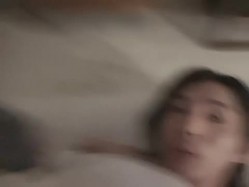 高端泄密流出 富家女网红菠萝妹与纹身屌丝男酒店自拍性爱视频流出网络 截图14