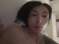 高端泄密流出 富家女网红菠萝妹与纹身屌丝男酒店自拍性爱视频流出网络 截图15