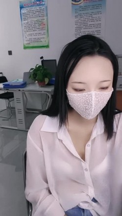 【雅儿老湿】扶瑶 退役模特 白衫短裙 美腿丝袜 沟搭男学弟 无套狂操内射流白浆精液 截图3