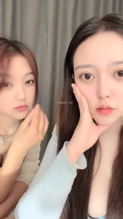 新人！双美女下海~奶子超大~【小蜜桃桃桃桃】白浆直流！ 截图13