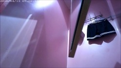 【试衣TP】某房经典16RMB热品 大神试衣间更衣室偷拍不少背书包的年轻学生妹 截图16