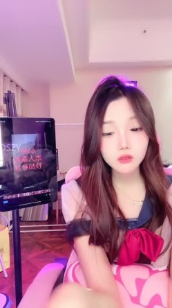 ️神级女神【董小姐】高端女神！模特身材~裸舞~道具自慰~白浆直流！ 截图4