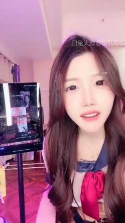 ️神级女神【董小姐】高端女神！模特身材~裸舞~道具自慰~白浆直流！ 截图10