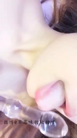 最新网红美少女『草莓味的软糖呀』会员版新作-金丝性甲 极品身材 换装诱惑 高清私拍85P 高清7 截图13