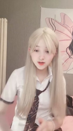 极品尤物！甜美少女！JK装活力十足，被胖大叔爆操，骑脸足交，上位操美臀，爽的美女流出白浆 截图6