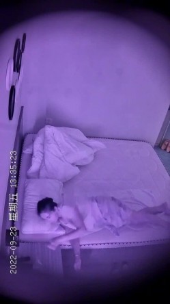 【最新酒店偷拍 ️极速首发】熟女反差 少妇偷情 各类情趣偷情啪啪甄选 偷情爆乳嫂子 玩起兴了主动骑上J8猛摇 截图3