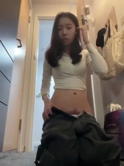 高端泄密流出视图 ️高冷白领姐姐王琪自拍酒店变身母狗被领导草 截图2