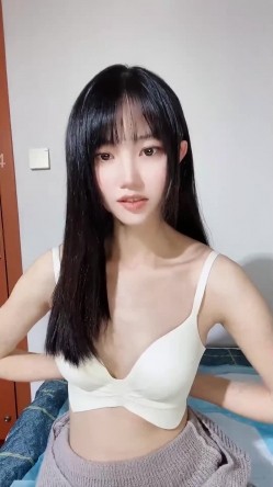 ️黑长直清秀学姐【少女学潮喷】跳蛋狂震 道具抽插潮喷 截图5