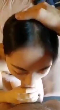 SM调教大神【XXJJXX】各种啪啪调教高颜反差婊！你的女神在这只是个精盆骚母狗 高高在上的女神在大鸡巴下姿意承欢 截图16
