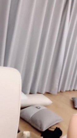 重磅！今年最美女神~【小结巴789】下海给老头狂操！爽到爆~ 截图12