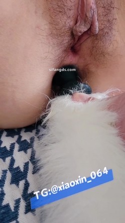 良家约炮大神，【xiaoxin lin_lin】付费群更新，专约别人老婆，人妻家中偷情 截图1