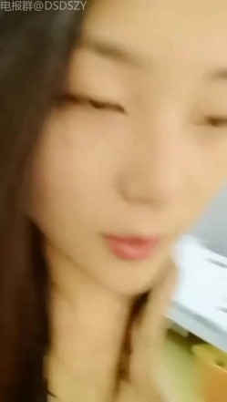 ️勾搭主播【反差小饼干】反差人妻! 勾搭外卖~无套狂操~车震吞精 截图15